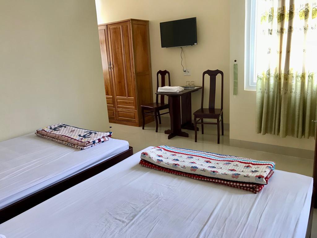 An Hung Hotel Буон Ма Туот Екстериор снимка